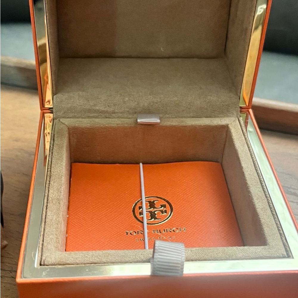 Tory Burch - Picture 6 of 15